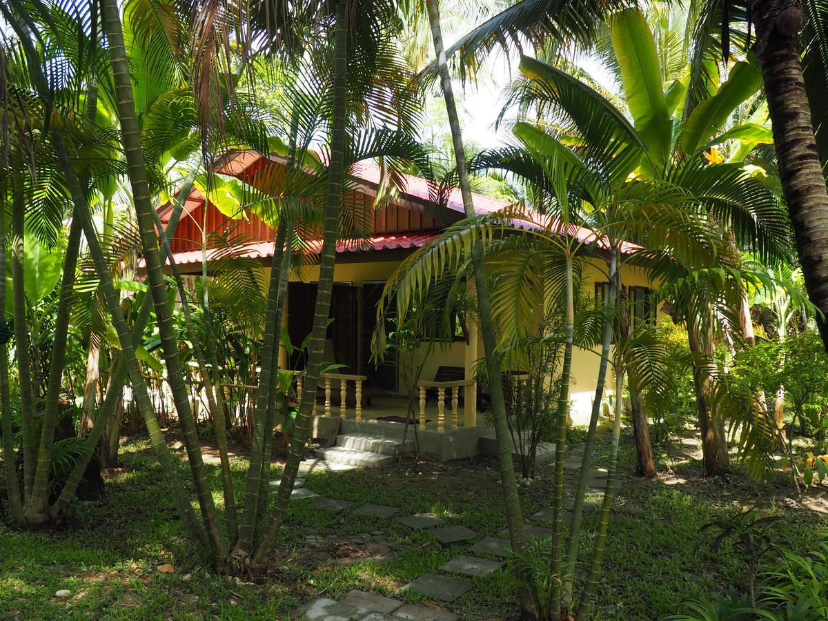 Lake View Bungalows Khao Lak Bagian luar foto