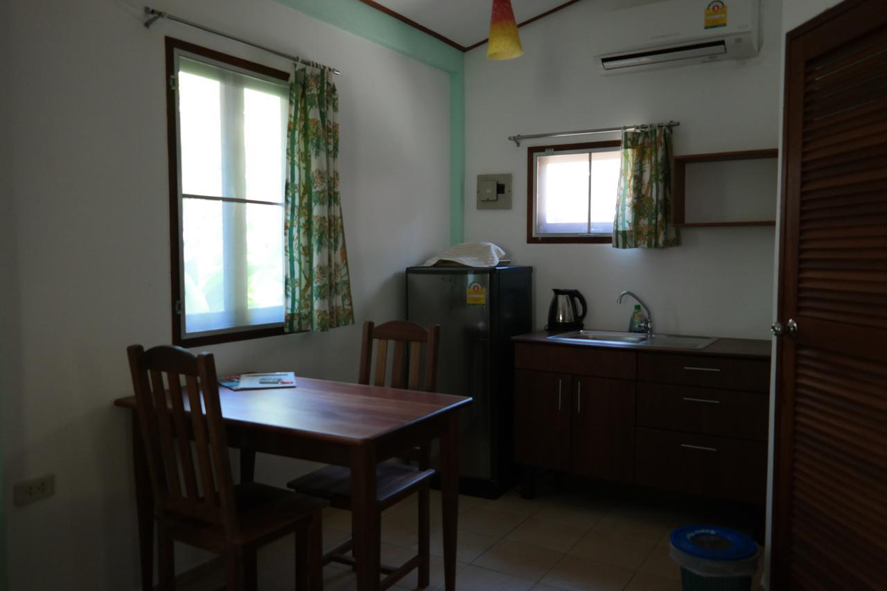 Lake View Bungalows Khao Lak Bagian luar foto