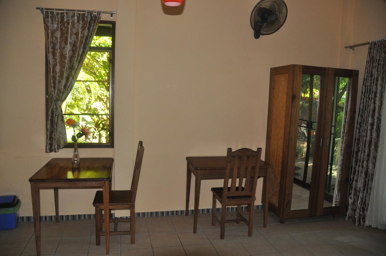 Lake View Bungalows Khao Lak Bagian luar foto